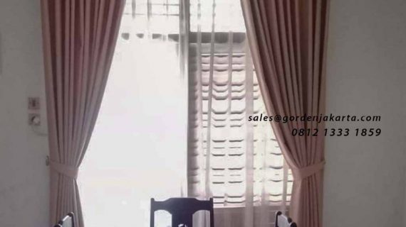 gorden jendela ruang makan minimalis coklat susu by Gorden Jakarta