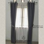 jual gorden jendela ruang tengah minimalis